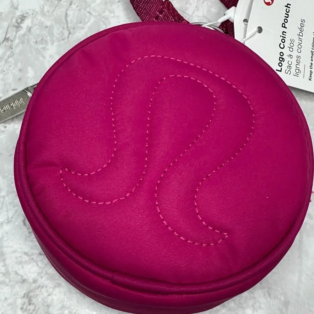 Lululemon Logo Coin Pouch Ripened Raspberry Pink RARE NEW with Tags - Picture 2 of 9